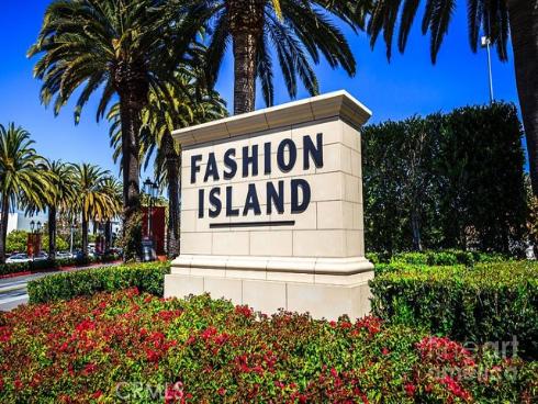 15  Sea Cove  , Newport Beach, CA