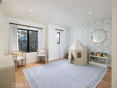 2012 Port Chelsea , Newport Beach, CA