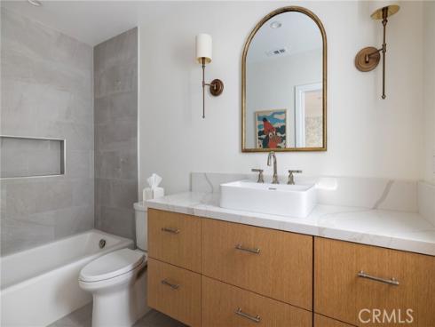 2012 Port Chelsea , Newport Beach, CA