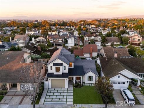 2012 Port Chelsea , Newport Beach, CA