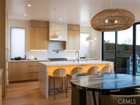 2012 Port Chelsea , Newport Beach, CA