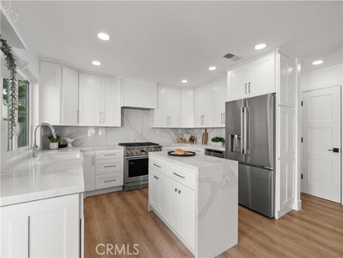 78  Pelican   Court, Newport Beach, CA