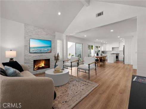 78  Pelican   Court, Newport Beach, CA