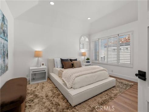 78  Pelican   Court, Newport Beach, CA