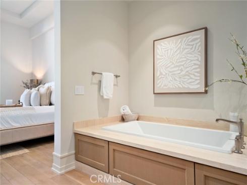 1535  Santa Barbara  , Newport Beach, CA