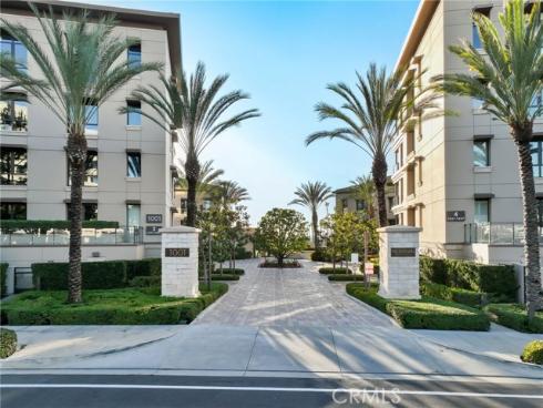 1535  Santa Barbara  , Newport Beach, CA