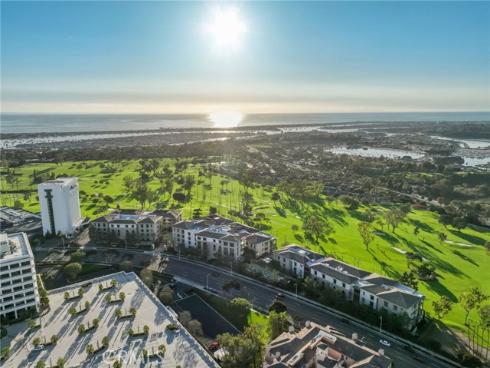 1535  Santa Barbara  , Newport Beach, CA