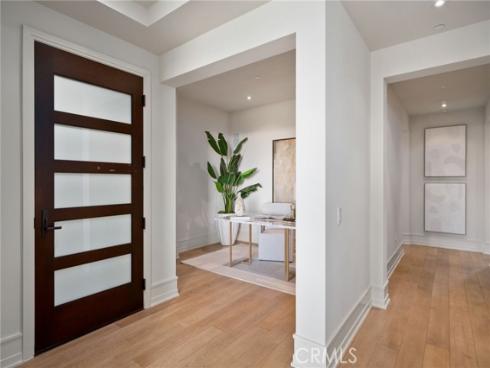 1535  Santa Barbara  , Newport Beach, CA