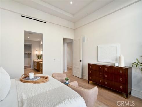 1535  Santa Barbara  , Newport Beach, CA