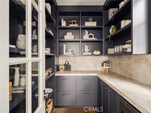 702  Saint James   Place, Newport Beach, CA