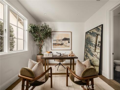 702  Saint James   Place, Newport Beach, CA