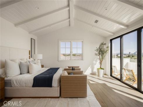 702  Saint James   Place, Newport Beach, CA