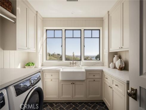 702  Saint James   Place, Newport Beach, CA