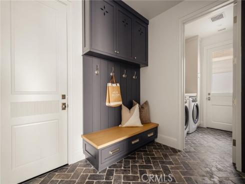 702  Saint James   Place, Newport Beach, CA