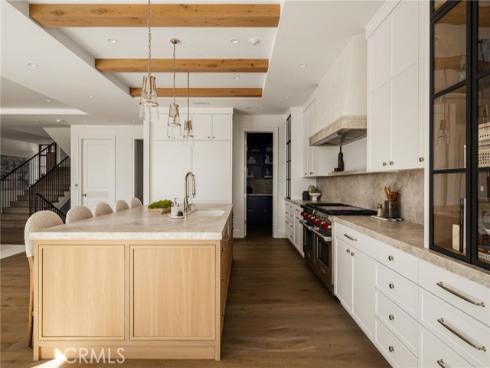 702  Saint James   Place, Newport Beach, CA