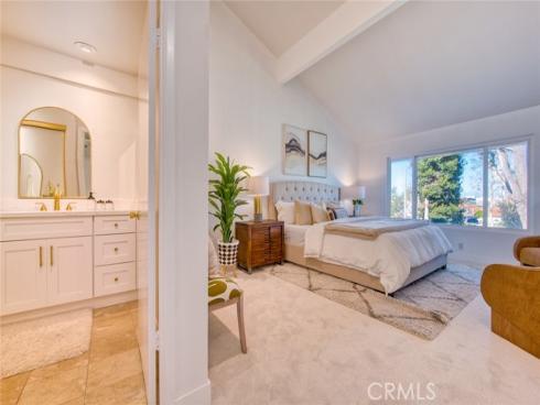 520  Cancha  , Newport Beach, CA