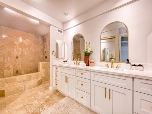 520  Cancha  , Newport Beach, CA