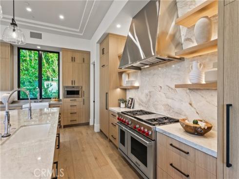 76  Hillcrest   Lane, Newport Beach, CA