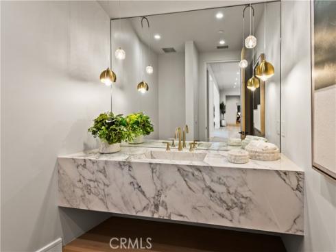 76  Hillcrest   Lane, Newport Beach, CA