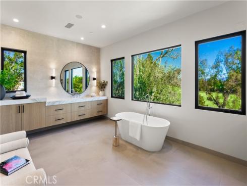 76  Hillcrest   Lane, Newport Beach, CA