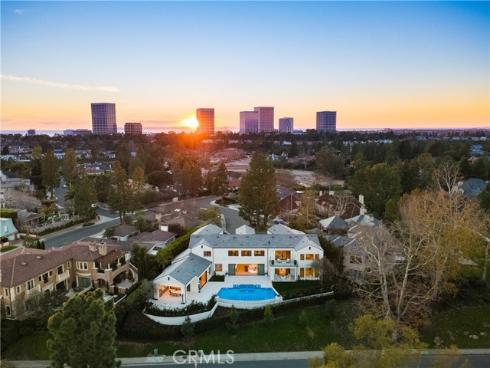 76  Hillcrest   Lane, Newport Beach, CA