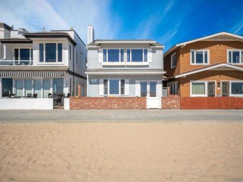 206 E Oceanfront  , Newport Beach, CA
