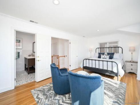 206 E Oceanfront  , Newport Beach, CA