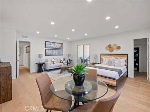 25  Rue Grand Ducal  , Newport Beach, CA