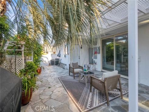 25  Rue Grand Ducal  , Newport Beach, CA