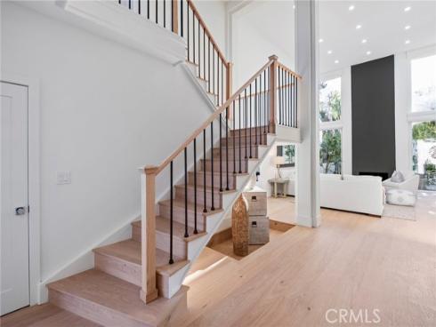 25  Rue Grand Ducal  , Newport Beach, CA