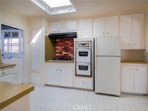 415  San Bernardino  , Newport Beach, CA