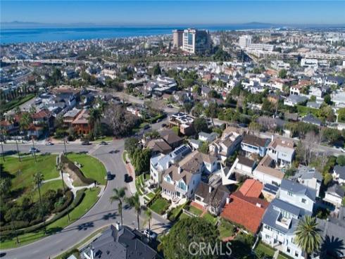 415  San Bernardino  , Newport Beach, CA