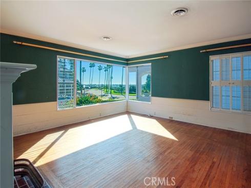 415  San Bernardino  , Newport Beach, CA