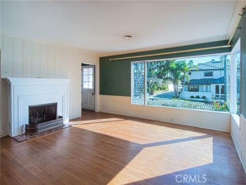 415  San Bernardino  , Newport Beach, CA