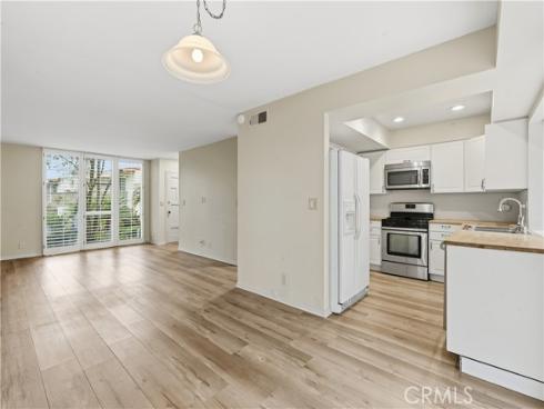 2225 Vista Huerta , Newport Beach, CA