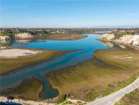 1441  High Bluff  , Newport Beach, CA