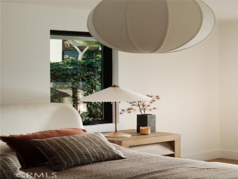 2437  Windward  , Newport Beach, CA