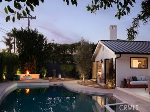 2437  Windward  , Newport Beach, CA