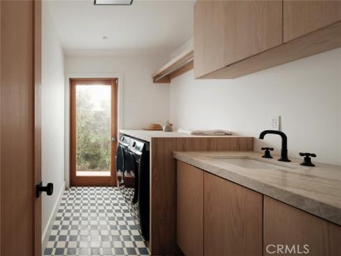 2437  Windward  , Newport Beach, CA