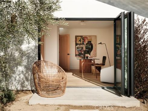 2437  Windward  , Newport Beach, CA