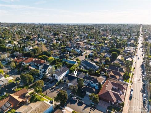 2437  Windward  , Newport Beach, CA