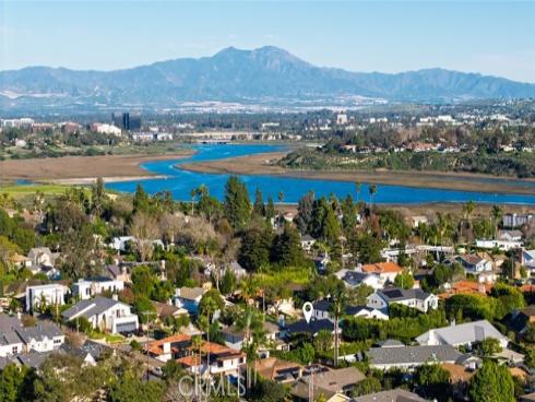 2437  Windward  , Newport Beach, CA