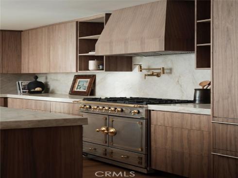 2437  Windward  , Newport Beach, CA