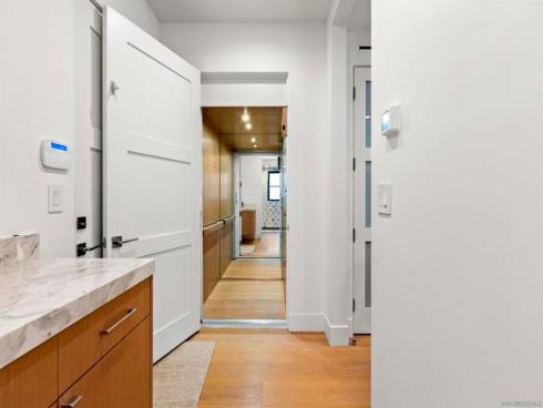 119  41st  , Newport Beach, CA