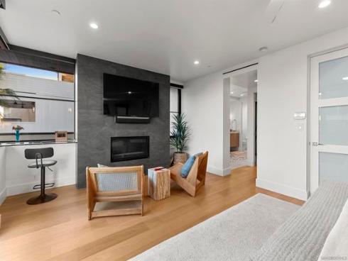 119  41st  , Newport Beach, CA