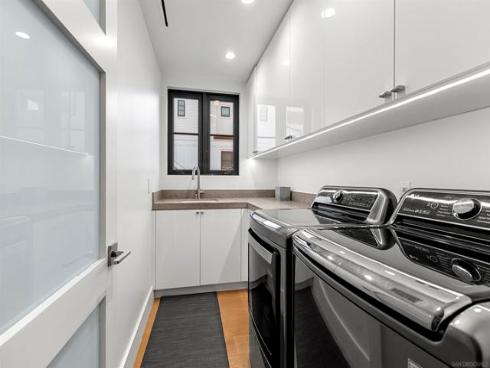 119  41st  , Newport Beach, CA