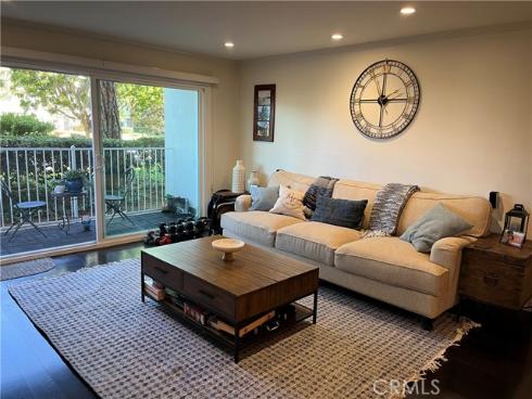 102 Scholz Plaza 149