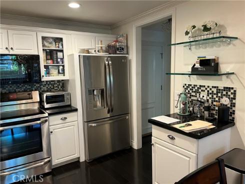 102  Scholz Plaza 149  , Newport Beach, CA