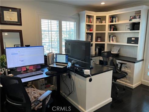 102  Scholz Plaza 149  , Newport Beach, CA