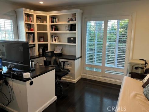 102  Scholz Plaza 149  , Newport Beach, CA